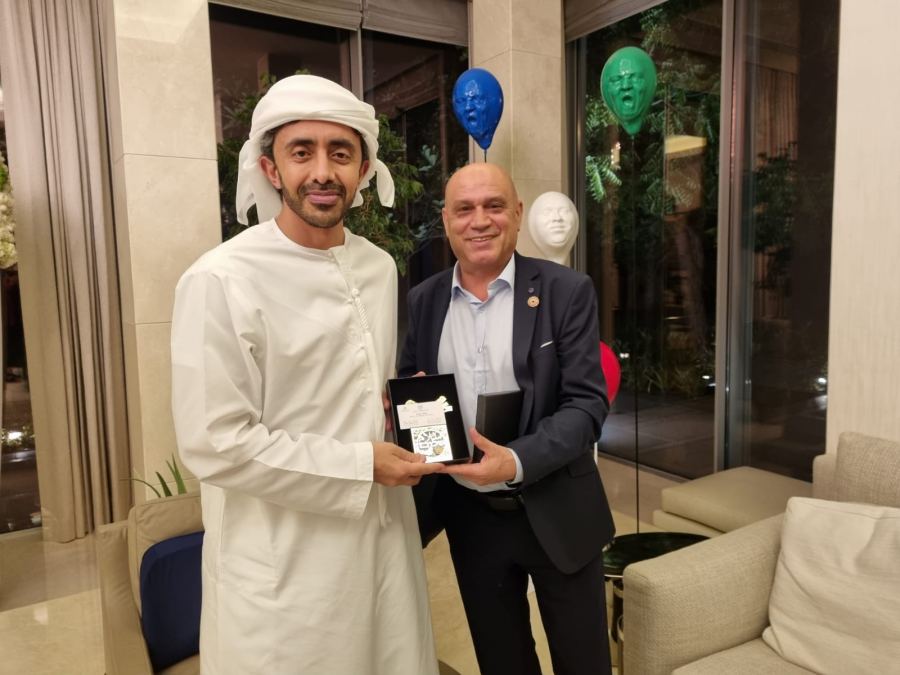 الوزير فريج يلتقي وزير الخارجية الأماراتي الشيخ عبدالله بن زايد آل نهيان